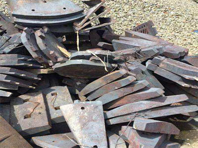 Jaw crusher parts toggle plate supplier from china